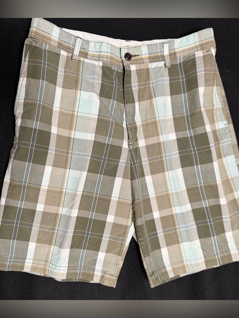 Dockers Men’s Plaid Flat Front Shorts Olive Tan Blue Golf 10-Inch Inseam